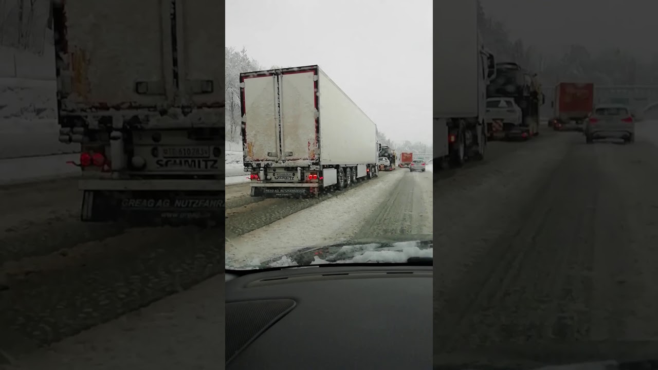 Schnee-Chaos Autobahn 2021