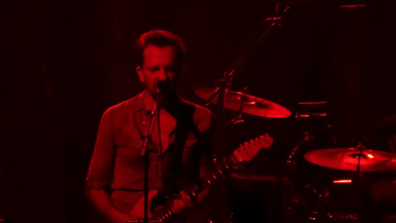 dEUS - Roses (live) @ Paris, Elysée Montmartre 2023
