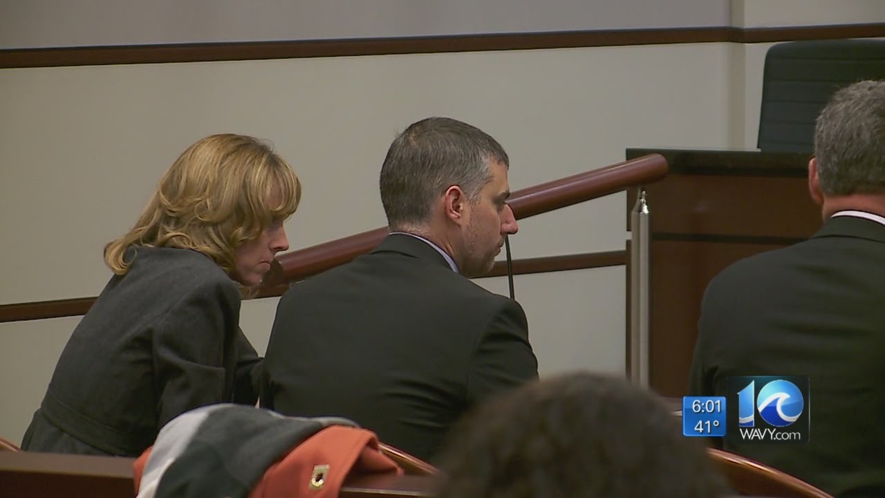 Former Portsmouth police officer charged with murder appears in court