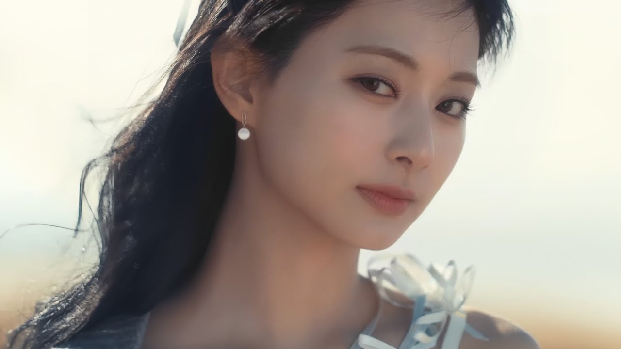 子瑜 TZUYU 