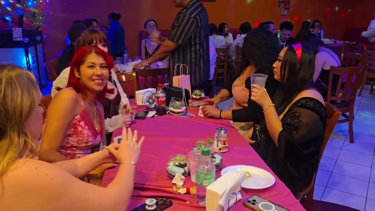 CELEBRANDO CUMPLEAÑOS DE YENA 21 AÑO 