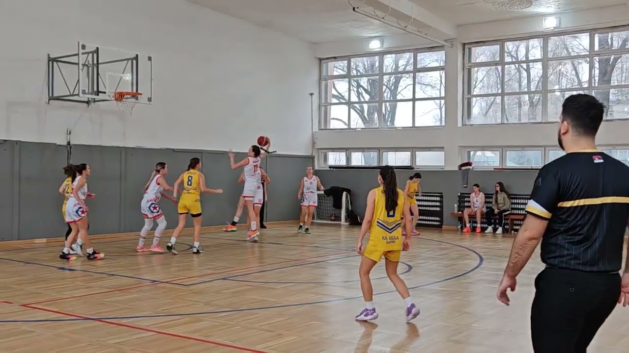 JUNIORKE / KSB KVALITETNA - 8. KOLO/ Radnički - Abba 3/4