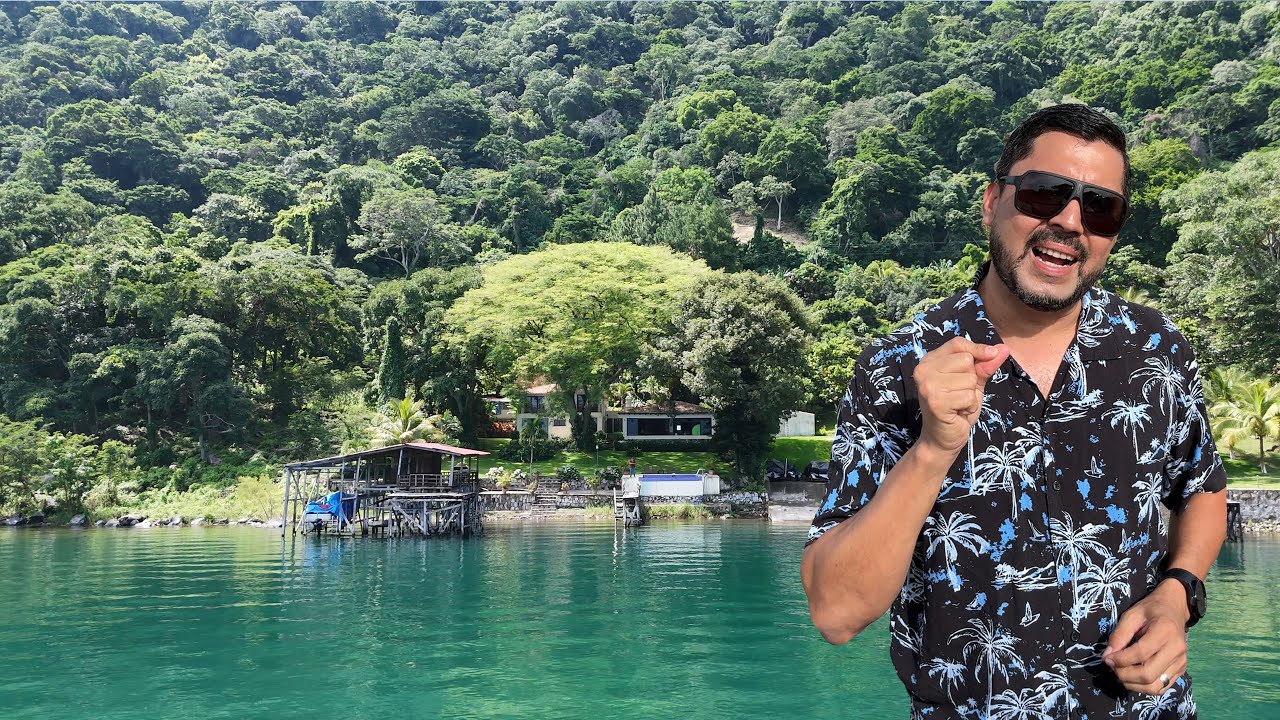 CASA en VENTA FRENTE al LAGO de COATEPEQUE en EL SALVADOR, un TESORO NATURAL