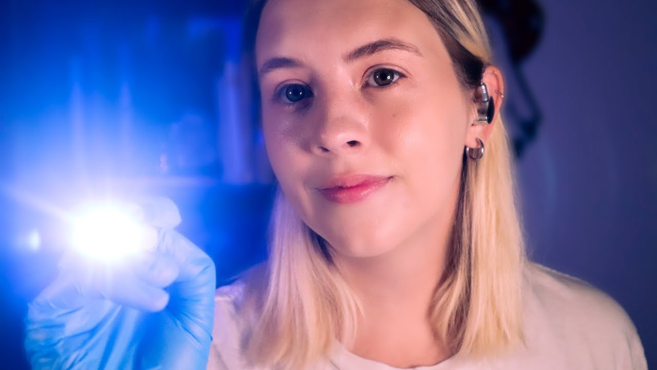 ASMR-осмотр глаз с большим количеством ролевых игр со светом (медицинская ролевая игра, яркий све...