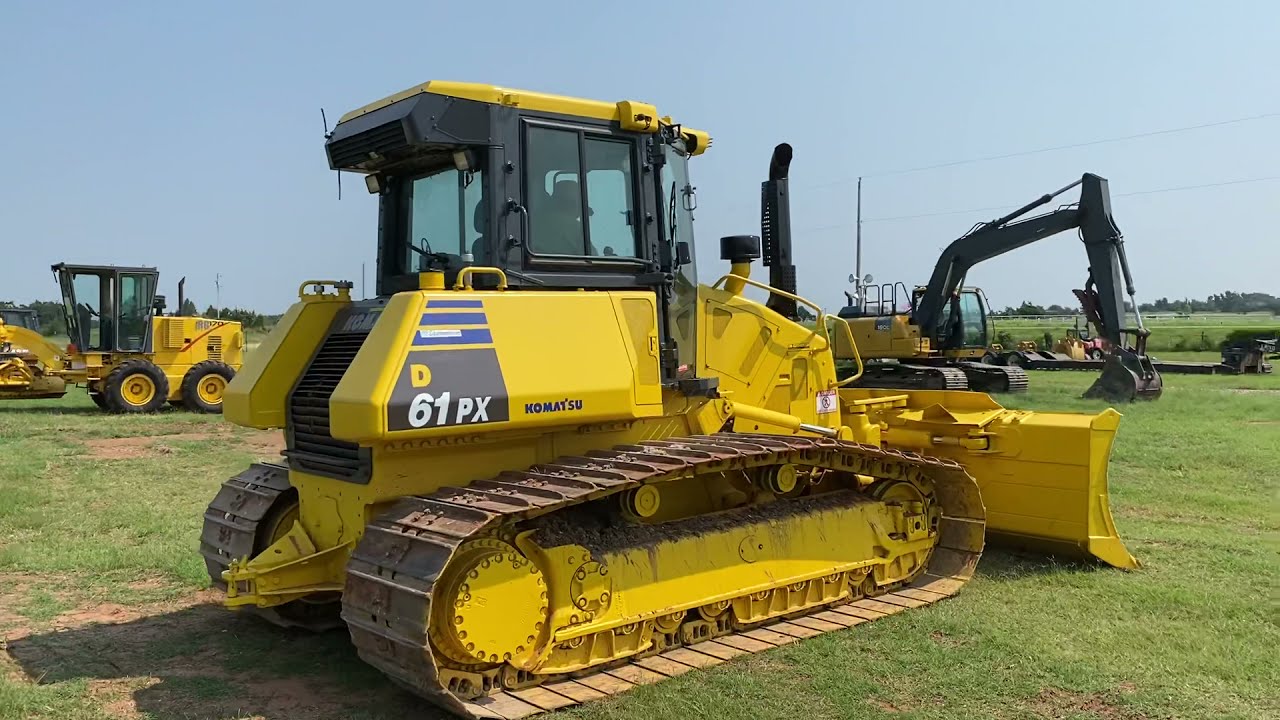 Komatsu D61 Bulldozer