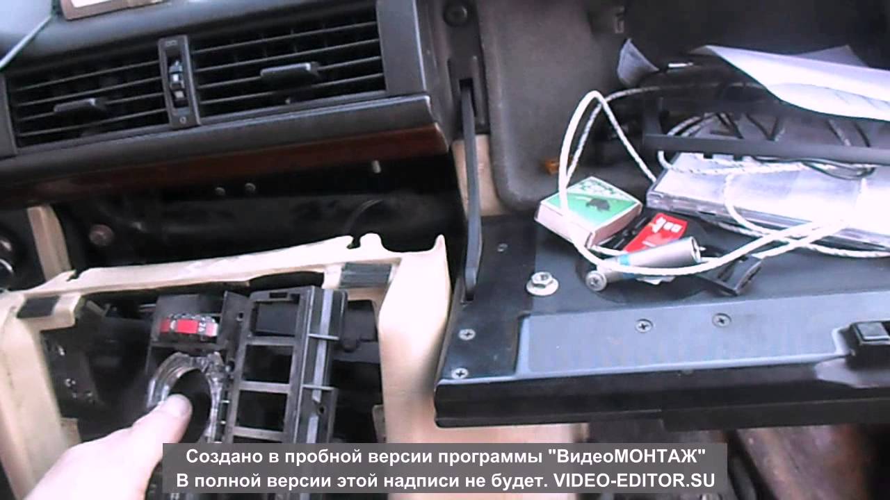 Ремонт мерседес.Видеоотчет как снять торпедо.