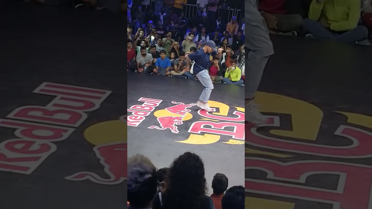 Bboy Taisuke Footwork throwdown at Red Bull BC One India cyper