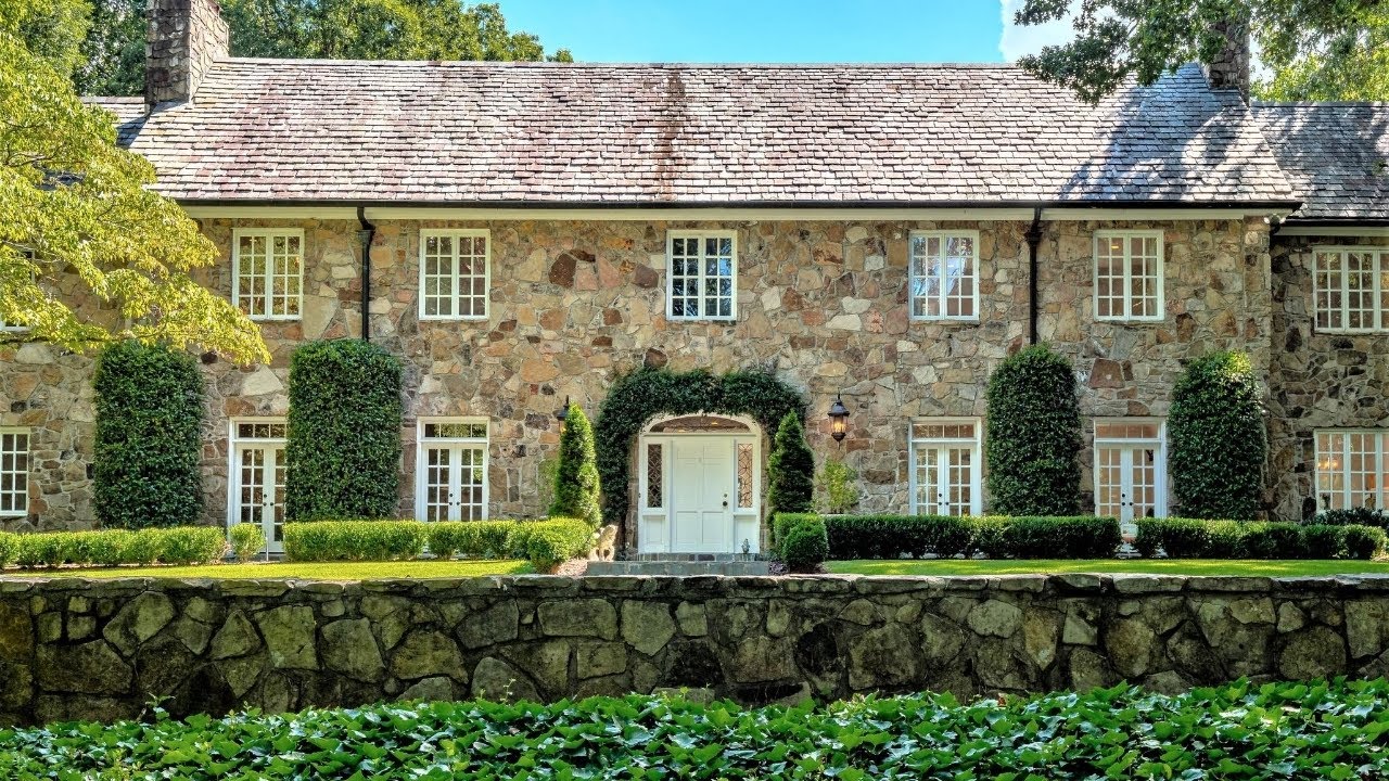 SOLD | 2585 Gelding Court