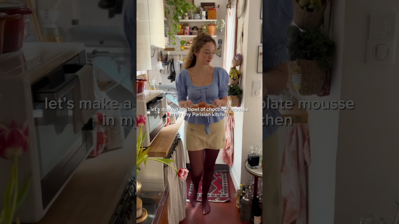 Let&rsquo;s make chocolate mousse in my Parisian kitchen #paris #chef #kitchen #chocolate #recipe #cozy