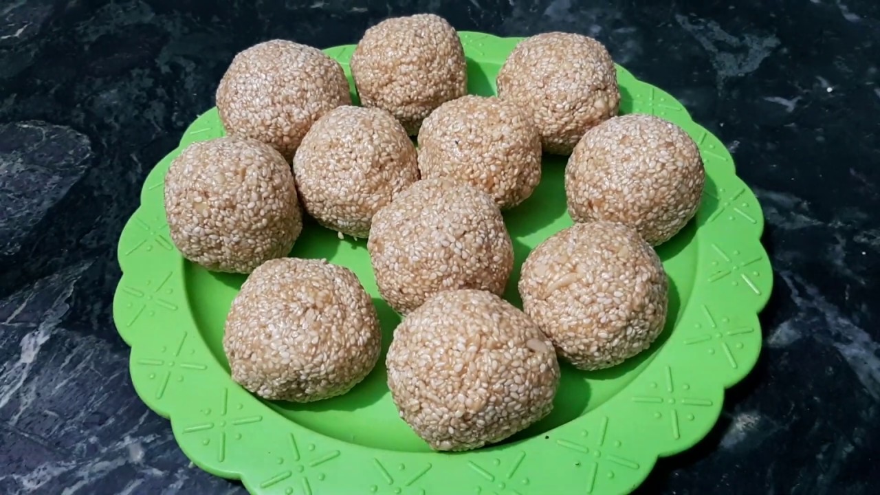 Til Gud Ki Pinniyan || Healthy Til Mungfali Ke Laddu || Peant and Sesame Seeds Laddu