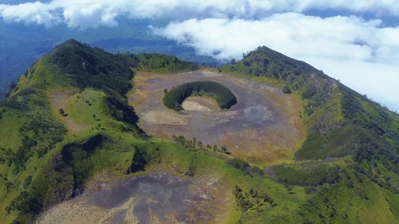 Kawah Bulan Sabit