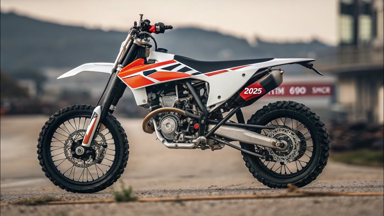 2025 KTM 690 SMC R &ndash; The Ultimate Supermoto BEAST is Finally Here! 🏍️🔥