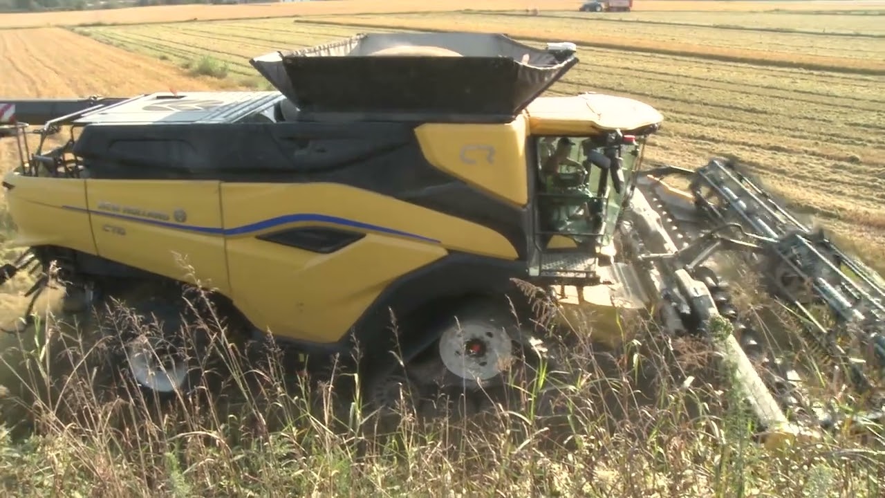 New CR10 New Holland test drive su riso