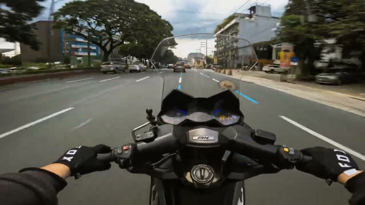KYMCO AK550 | QC-INTRA CRUISE