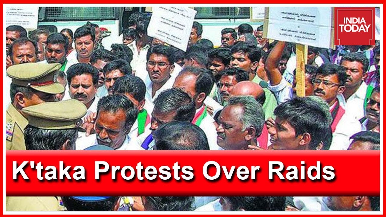 Protests In Karnataka As Politics Explodes Over I-T Raids In JD(S) Bastion | 5ive Live