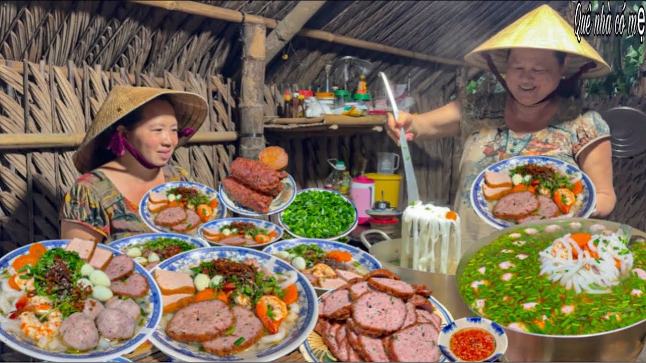 Bánh Canh Hẹ Chả Cá Tôm | Hương Vị Món Ngon Quê Nhà Ngày Mưa || Chive soup cake