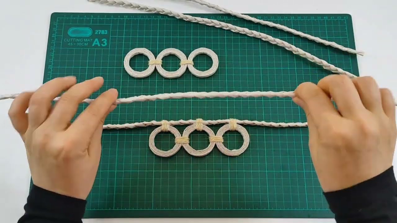 DIY - VERY LOW COST CREATIVE IDEAS WITH NEWSPAPER - How to Make Tray from Newspaper