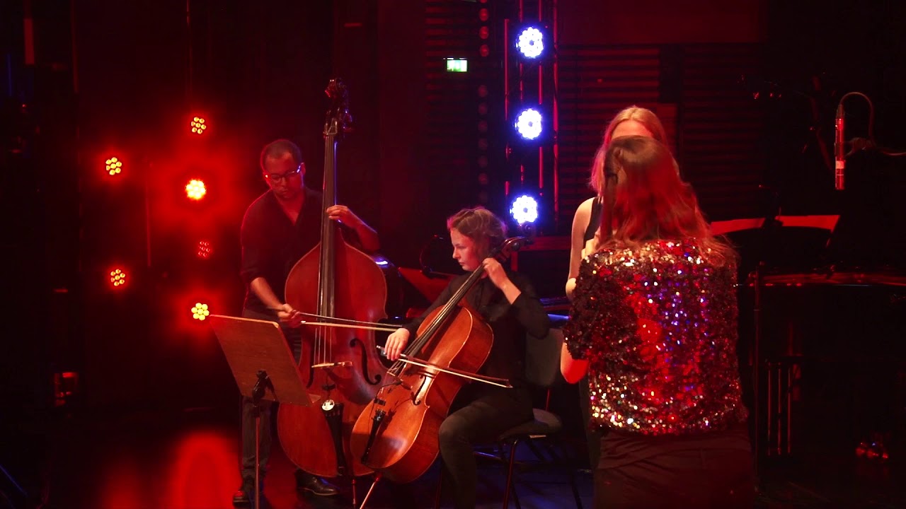 Brandi Carlile: Tragedy, performed by Ute Jolowicz