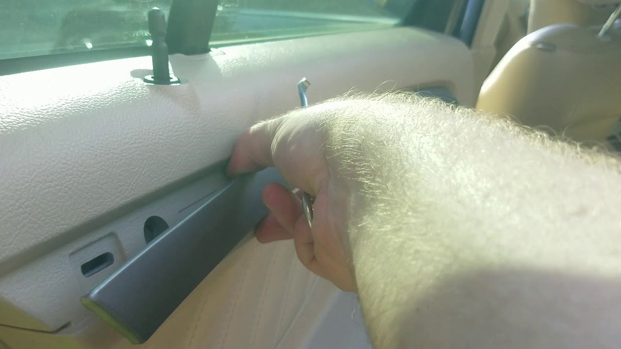 Removing the Rear Door Panel on a Ford Taurus 2013+