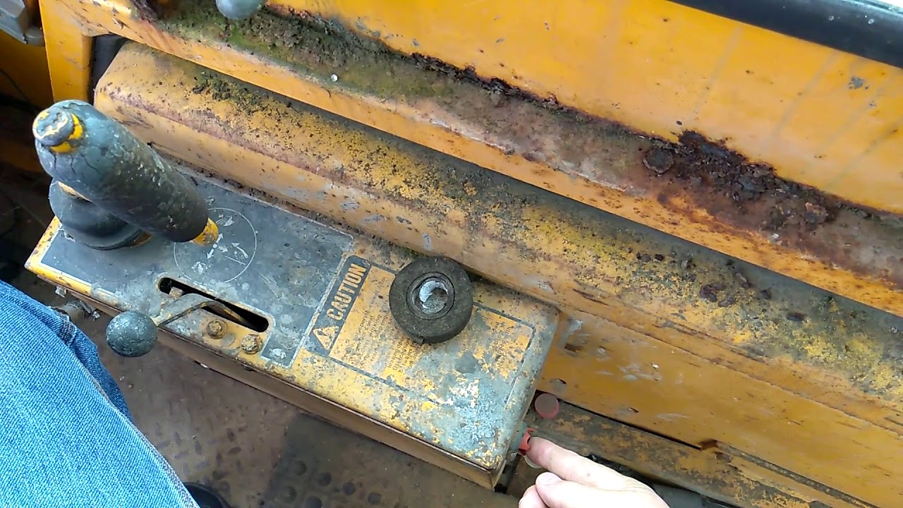 1980 John Deere 410 Backhoe