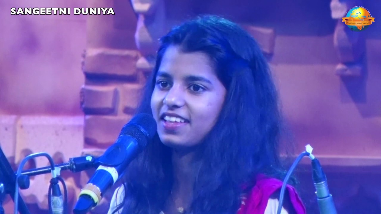 Maithili Thakur || Top 3 Most Famous Bhajan At Simaria Sahitya Mahakumbh , Morari Bapu Ramkatha