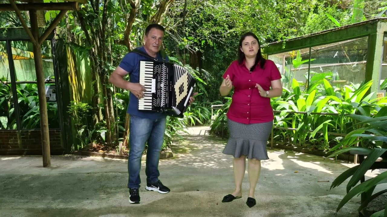 Eu Só Preciso De Jesus - Roseméri Vaz