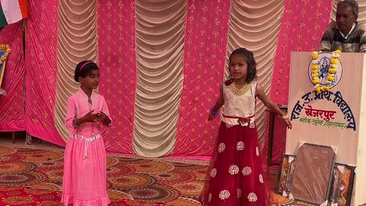 Anushka square #dance #dancevideo #republicday #schoolfunction 