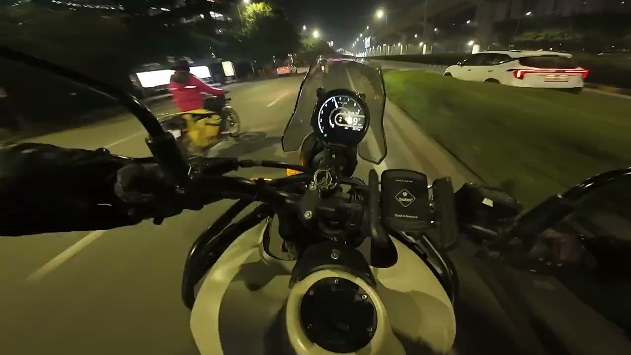 Royal Enfield Himalayan | Suzuki Vstrom | Short Vlog | Hyper Ride- Do follow @PiyushMirzapuriya
