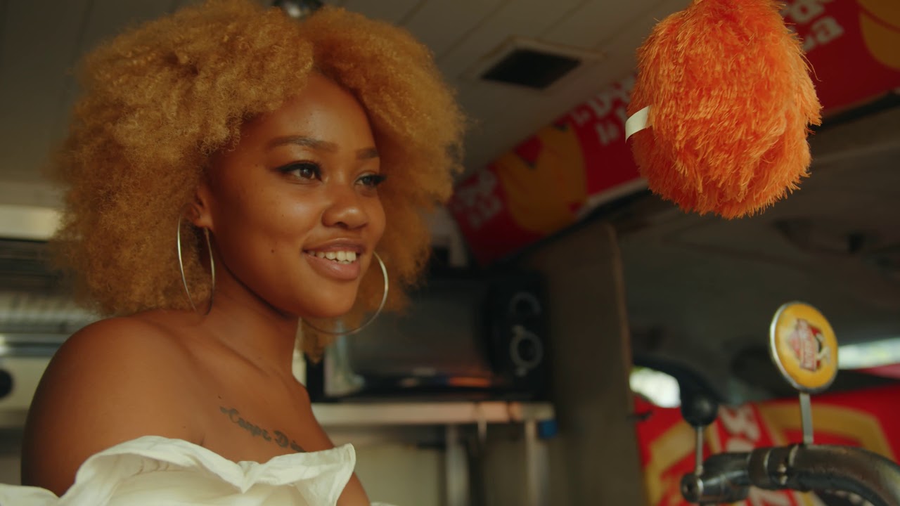 Vj Awax ft McBox & St Unit - La fille du kamion bar (Run Hit)