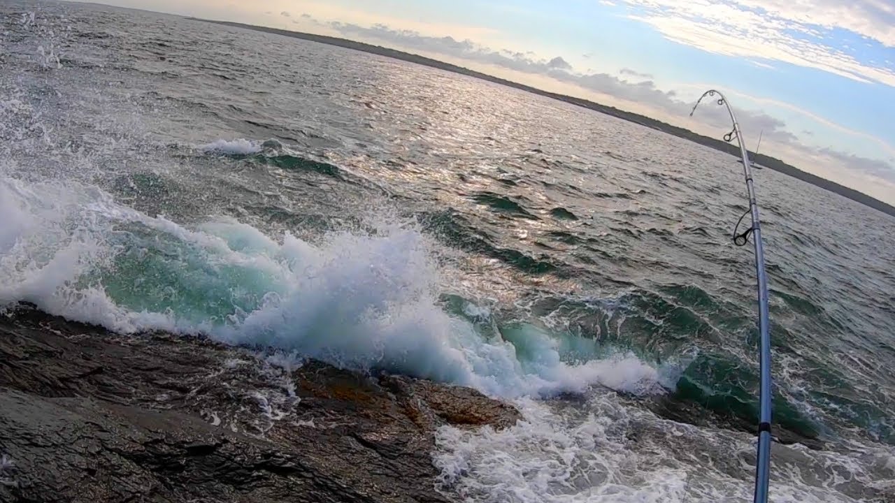 Shore Fishing Rhode Island For 30+ Pound Striped Bass!