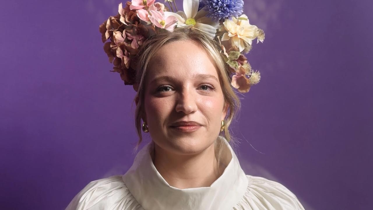 Ma&iuml;a - Je pleure aussi (Visualizer)