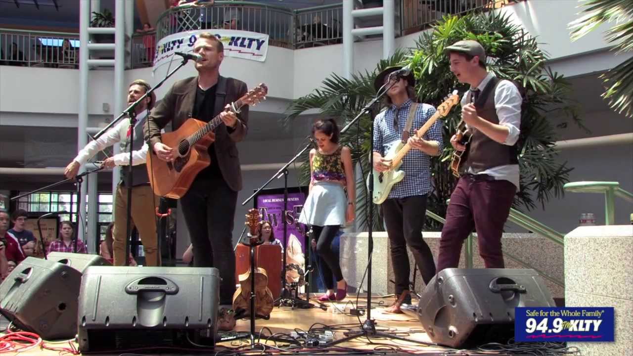 94.9 KLTY Free Mini-concert with The Rend Collective 