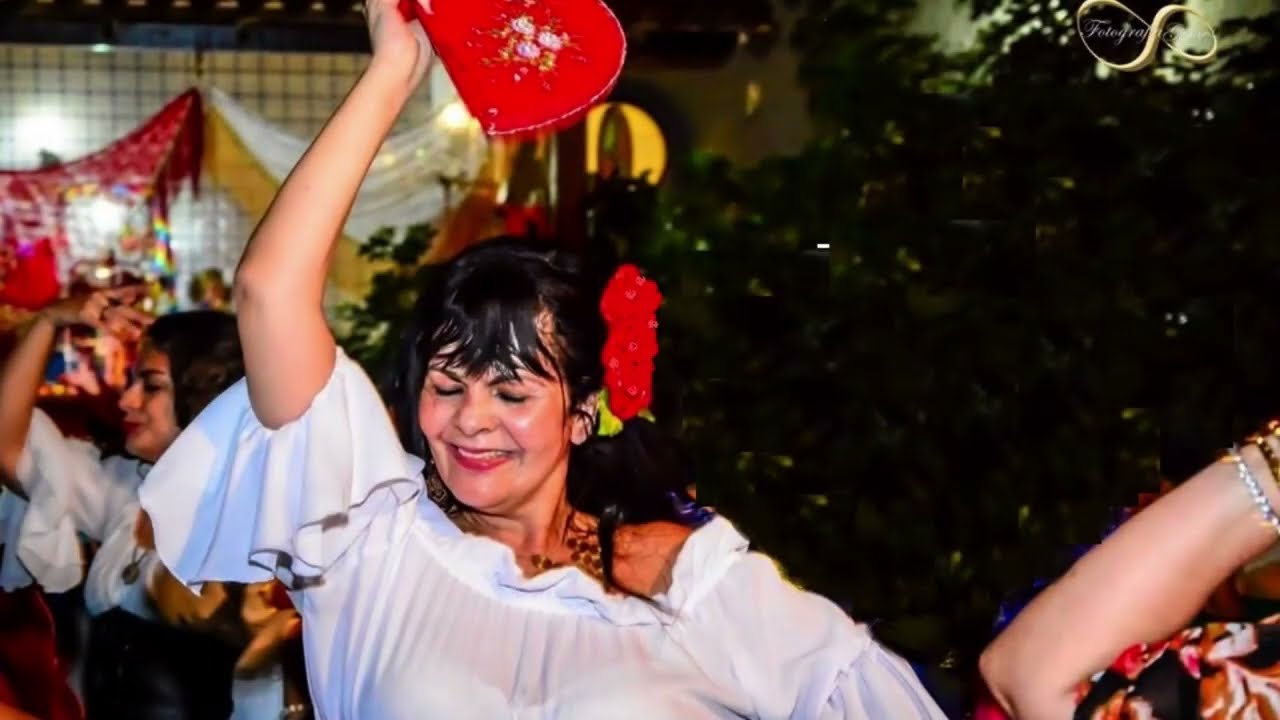 Musica Cigana Acampamento - DEBBY MAIA