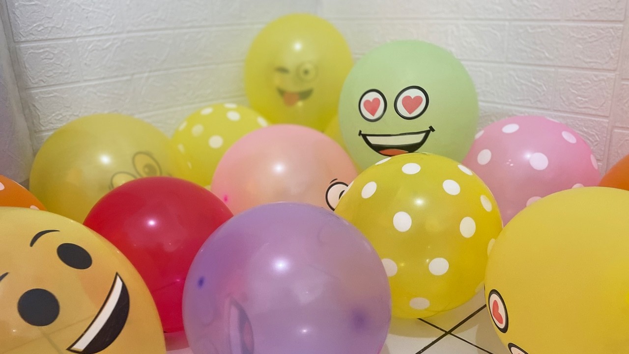 BLOWING BALLOONS ASMR, DRAMA OF PUMPING CHARACTER BALLOONS WITH ELECTRIC MACHINE 3
