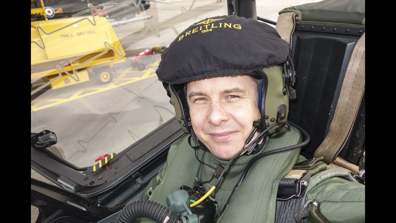 Interview with Paul Heasman on the BAE Hawk T1/T2