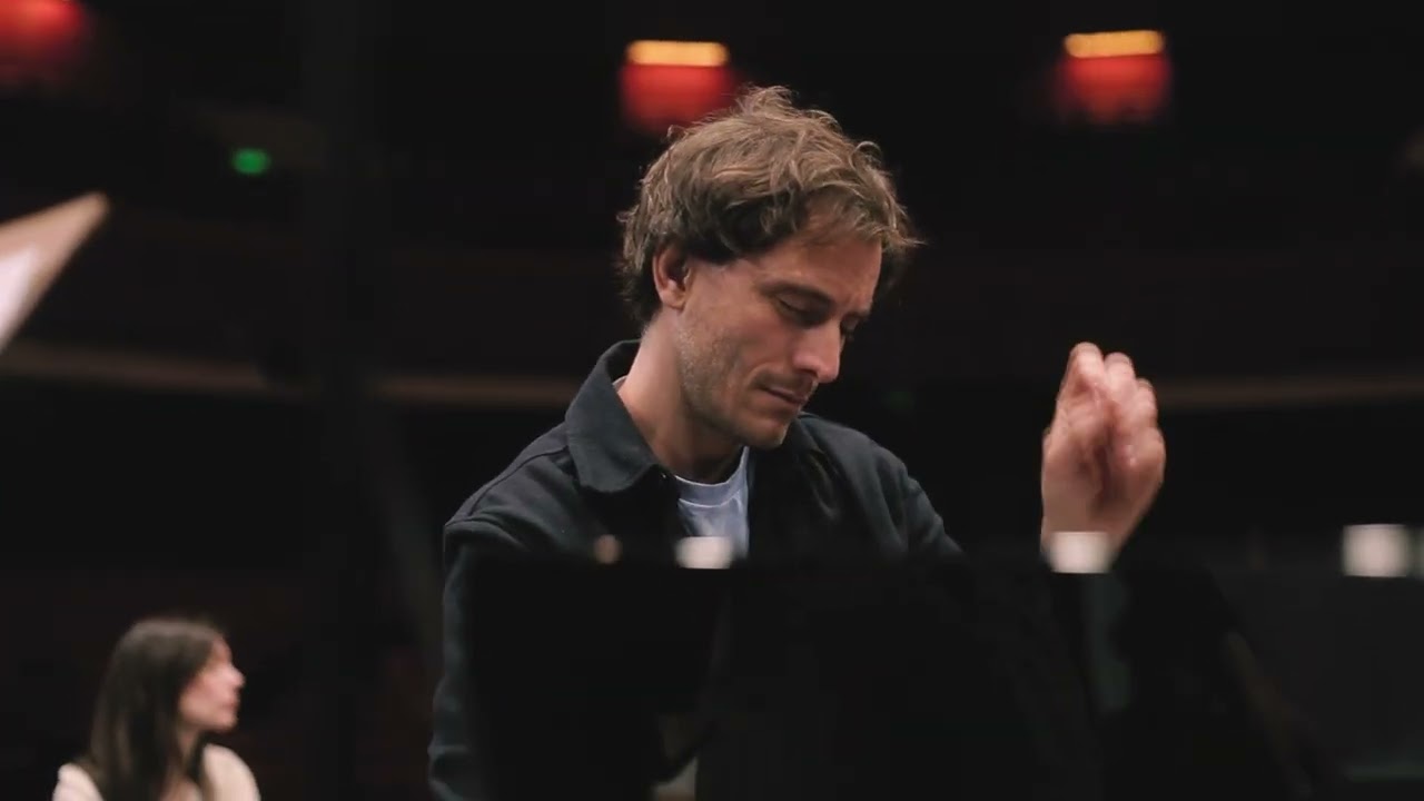 Sebastián Macchi & Laura Urteaga / 