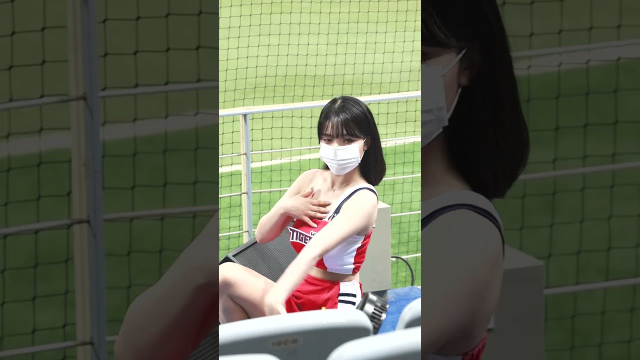 210627 이다혜 치어리더 Unnatural 공연 직캠