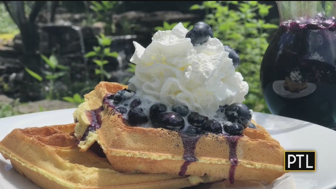 Rania's Recipes: Sour Cream Waffles With Blueberry Syrup