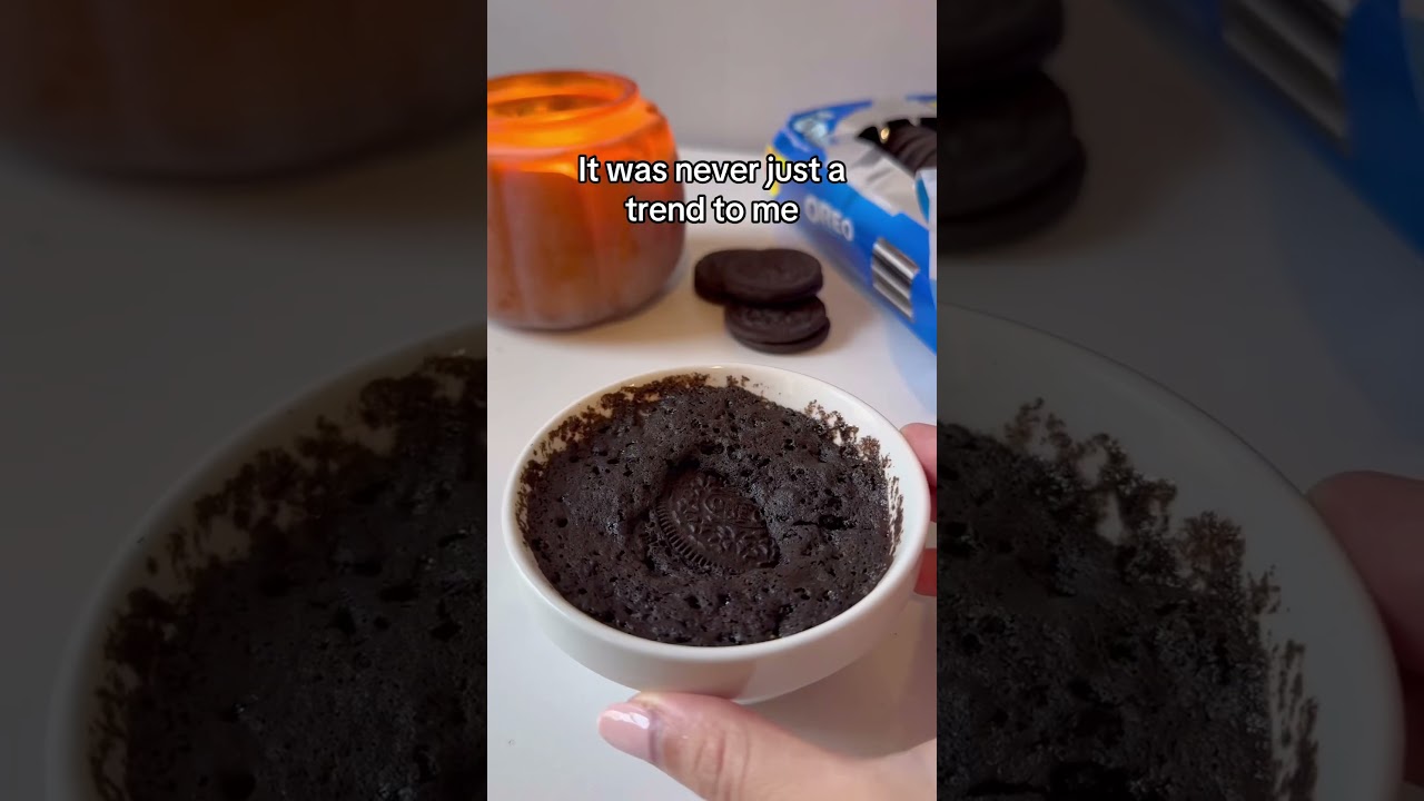 2 ingredient Oreo mug cake 🔥🔥