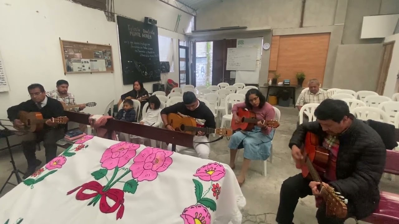Canto Como olvidar lo que Cristo hizo por Mi