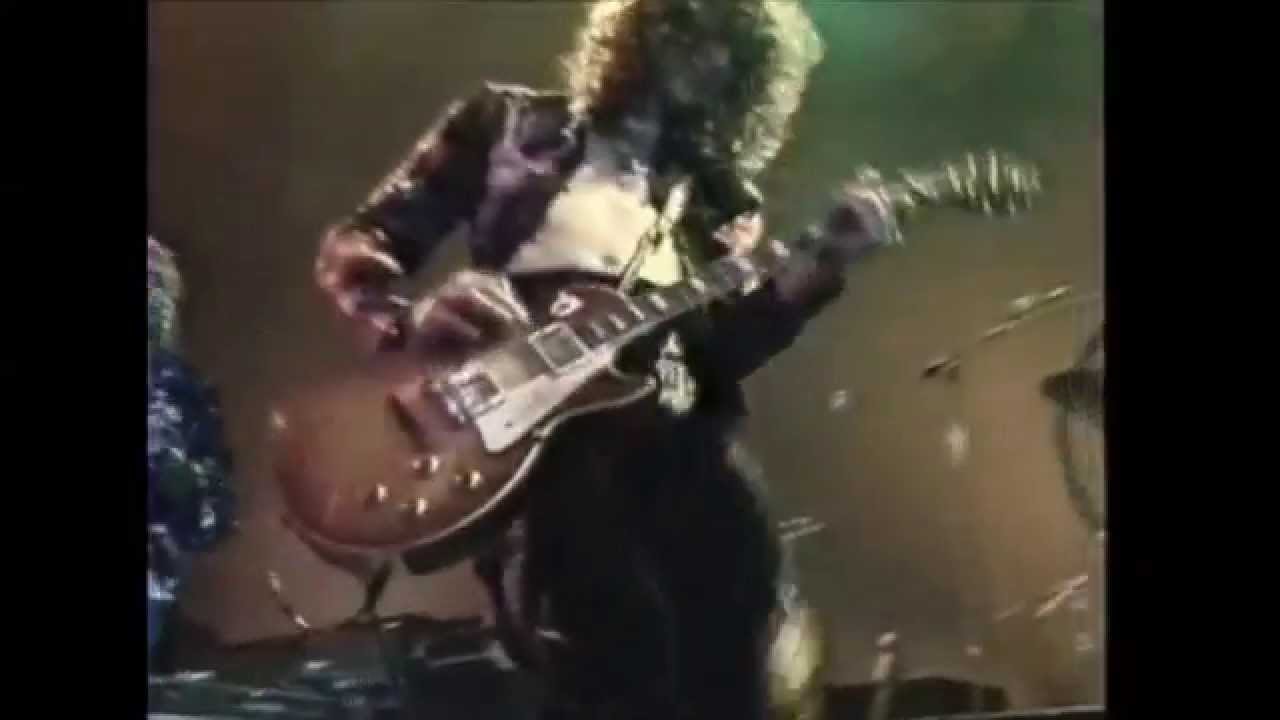 Led Zeppelin - Black Dog - Earl's Court 05-24-1975 Part 18