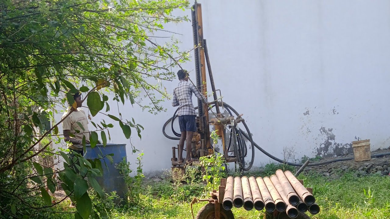 3 hp motor ka pani aaya #boremachine #automobile #pipelining#2hpengine #2hpengine #farming #2hpmotor