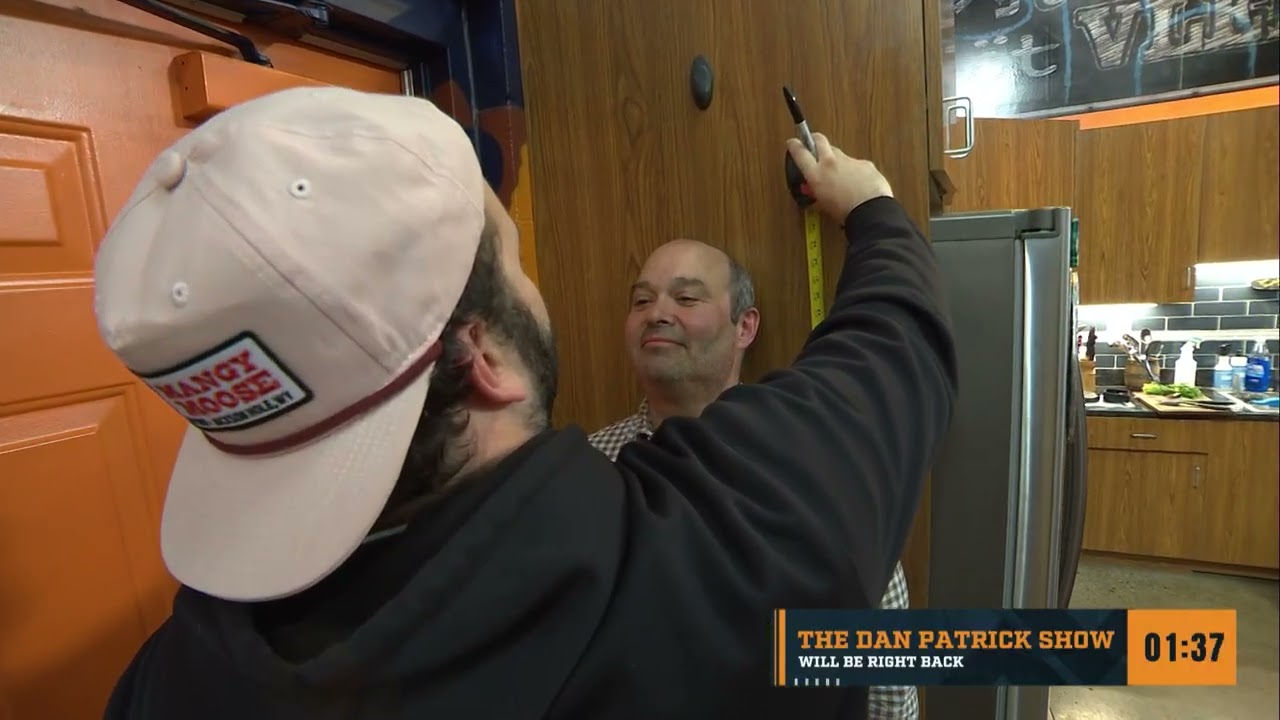 Left Turn: Which Of The Danettes Is Actually At Least 6 Feet Tall? | 10/13/25