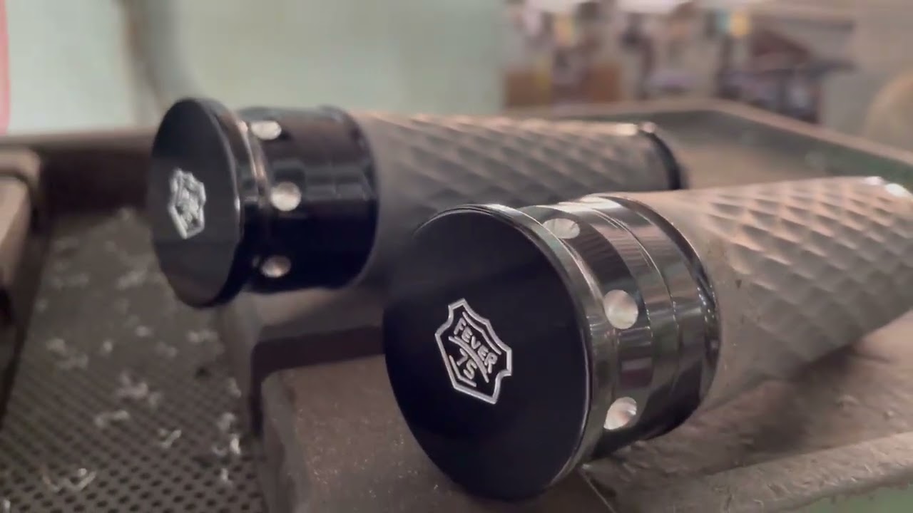 diamond knurled rubber grips and billet aluminum end caps