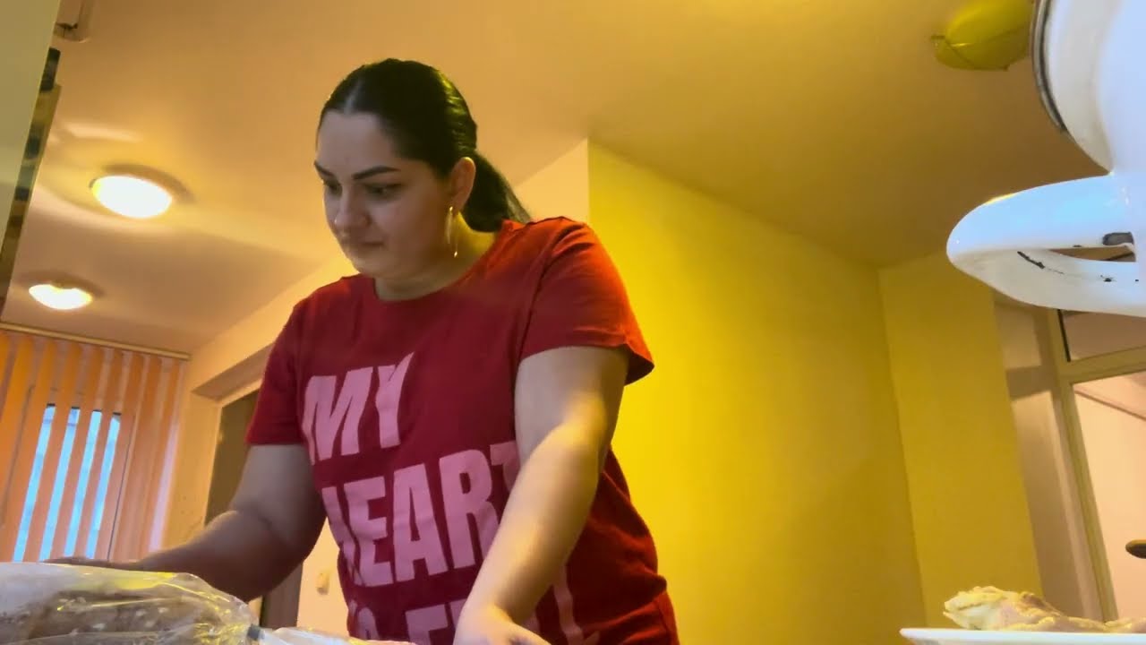 Nu pot obliga pe nimeni sa stea langa mine.