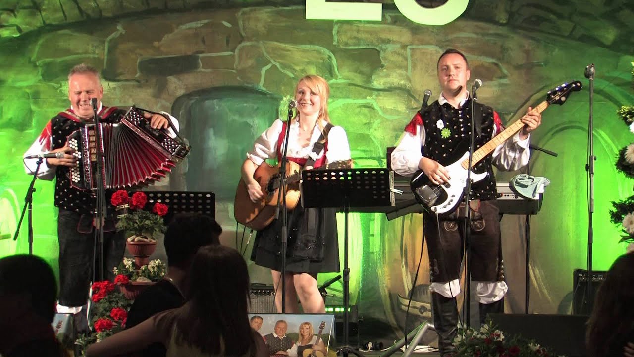 Ljubezen mamina (Franc Flere) - DRUŽINSKI TRIO POGLADIČ 20.let