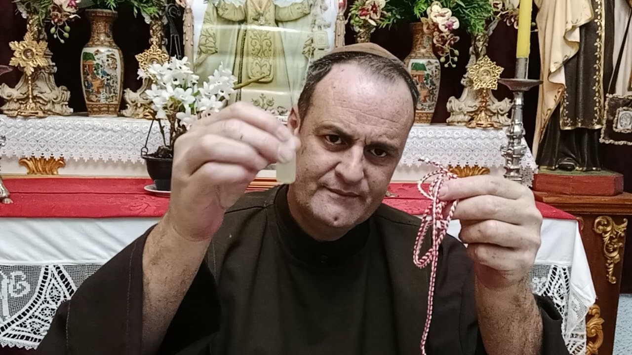 o Cordão e o Óleo de Santa Filomena: Sacramentais, não amuletos!