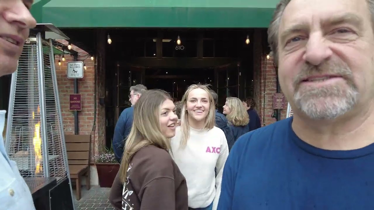 Moving day at Boise State dorms | Dinner | Drinks #daughters #university #college #campuslife #beer