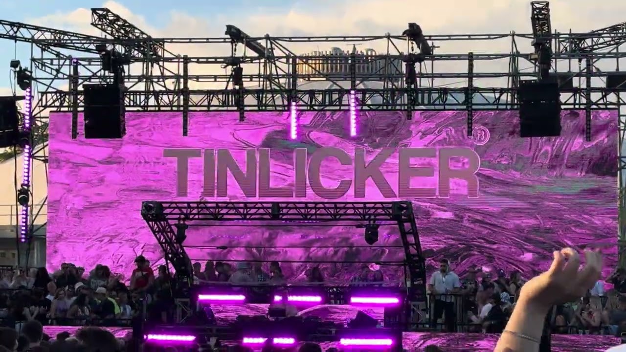 Tinlicker live in Vancouver 2024