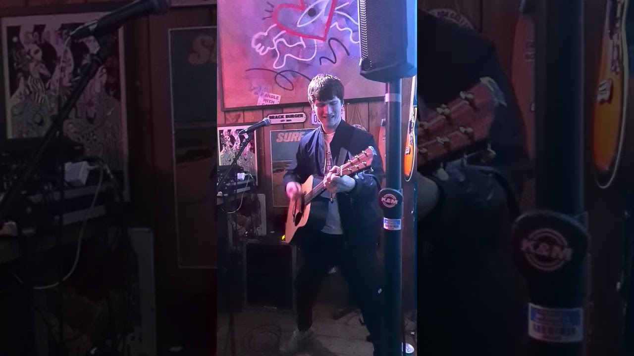 Andrew Cushin - Wor Flags - Surfers Cafe Tynemouth - 13/07/2024